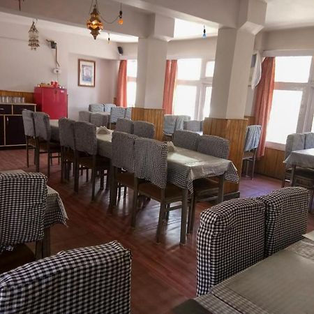 Hotel Gyespa Kyelang Bagian luar foto
