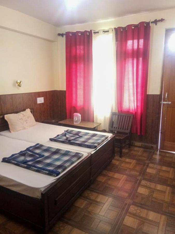 Hotel Gyespa Kyelang Bagian luar foto