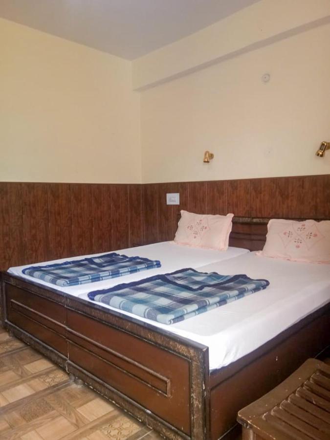 Hotel Gyespa Kyelang Bagian luar foto